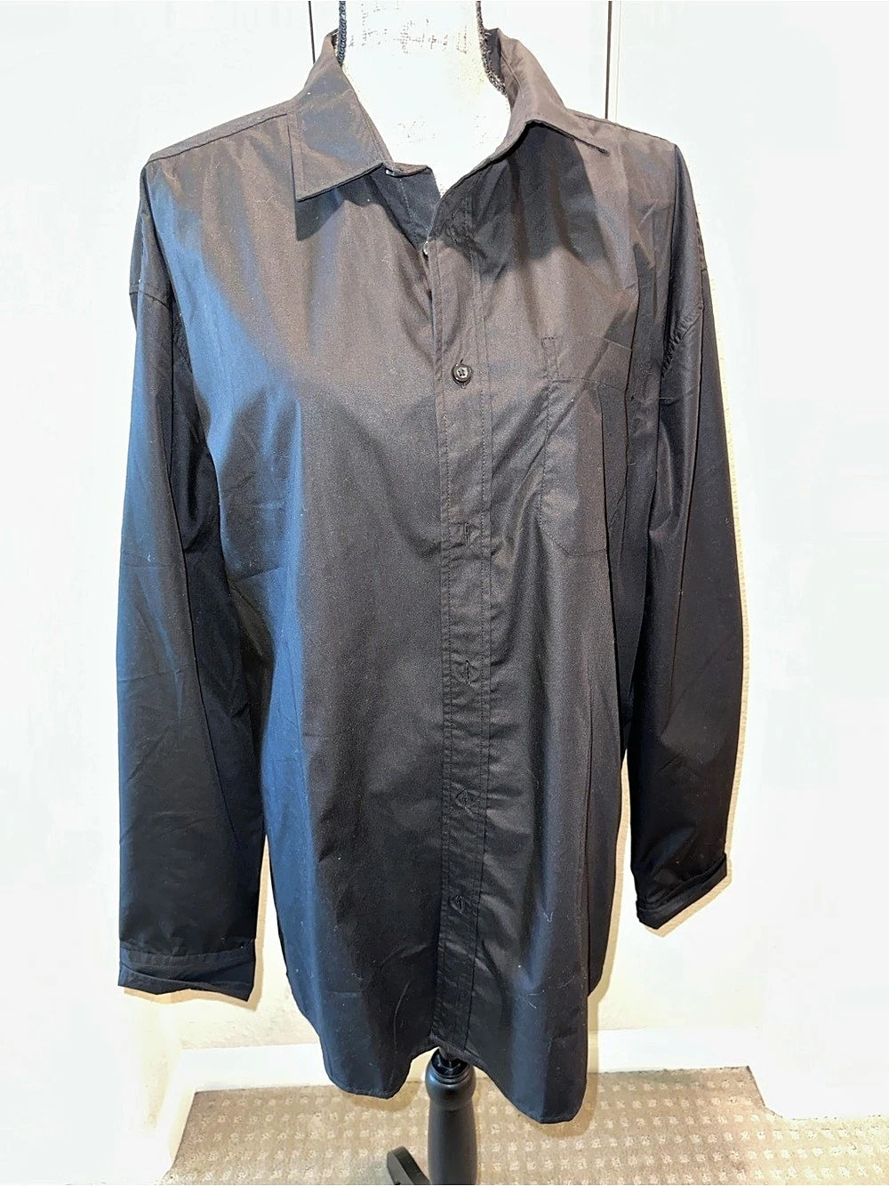 DAY&NIGHT Black Long Sleeve Button Up Shirt Size Medium